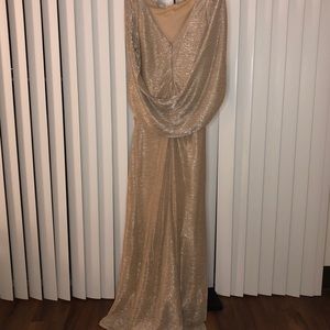 Beautiful evening gown!